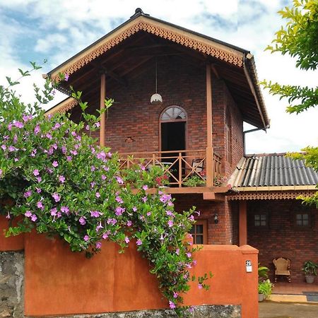 Primrose Inn แคนดี้ ภายนอก รูปภาพ