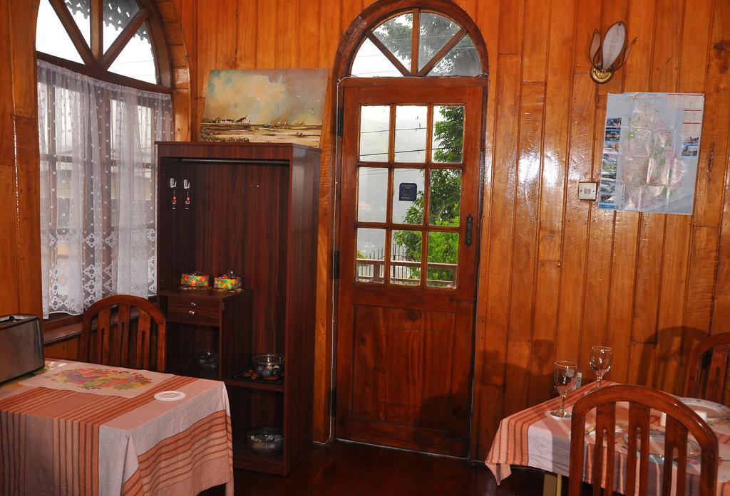 Primrose Inn แคนดี้ ภายนอก รูปภาพ